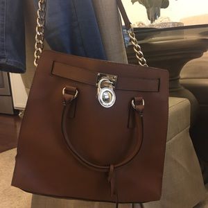 🗣MK Hamilton Bag!! Cognac color